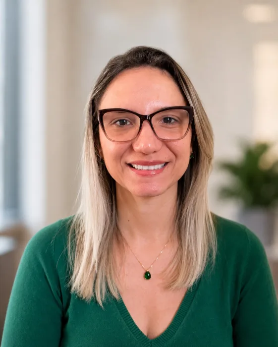 Carla Anne — Gerente da ANAFIMA